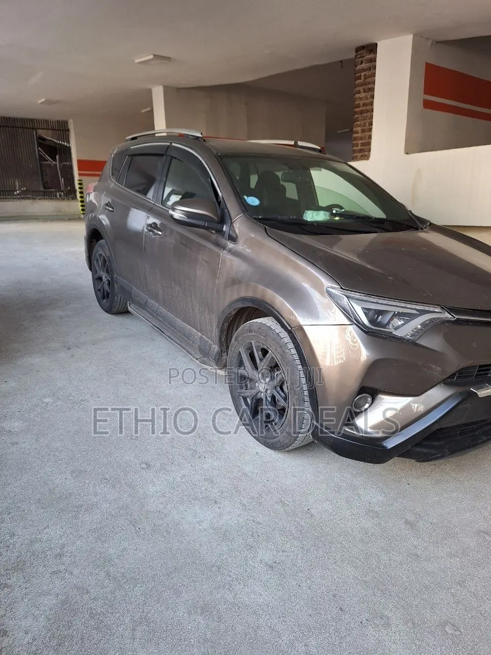 Toyota RAV4 2015 Brown