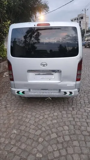 Toyota HiAce 2007 Silver