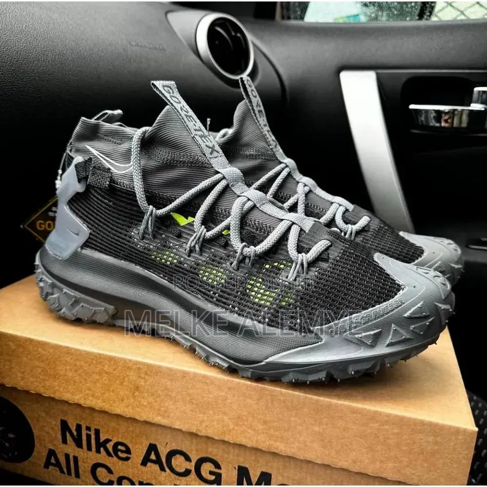 Nike Acg Mountain Fly Made in Vietnam