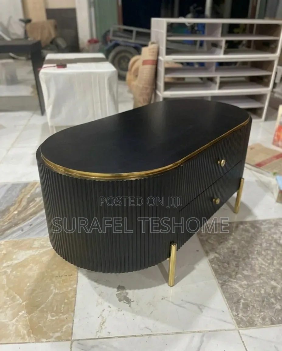 Modern Center Sofa Table | ሴንተር ቴብሎች | Epoxy-Made Tables