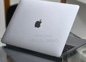 New Laptop Apple MacBook Air 2020 M1 8GB Apple M1 SSD 256GB