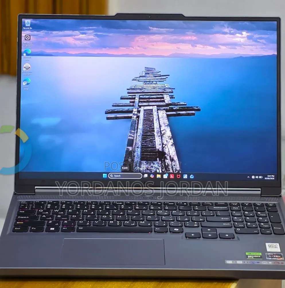 New Laptop Lenovo Legion Slim 5 16GB AMD Ryzen 7 SSD 1T