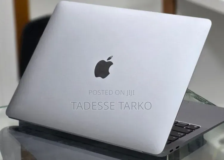New Laptop Apple MacBook Air 2020 M1 16GB Apple M1 SSD 256GB