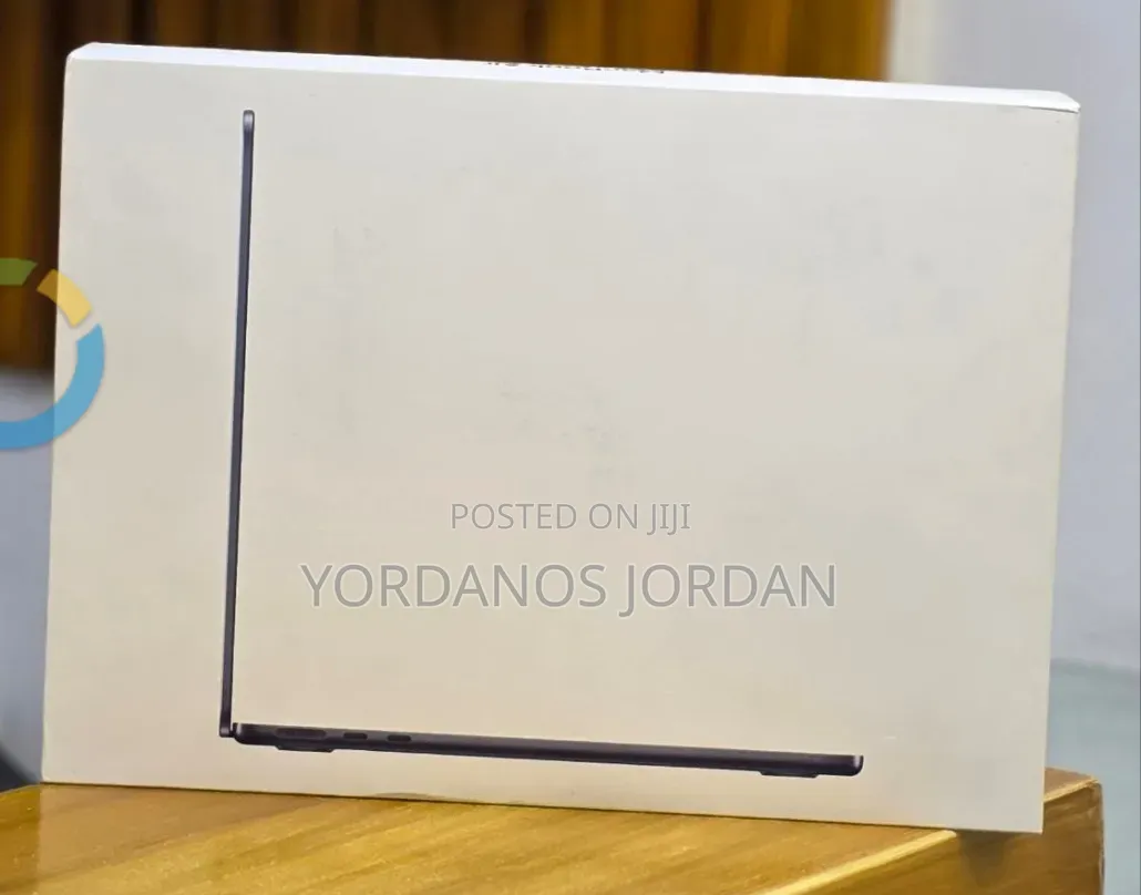 New Laptop Apple MacBook Air 2026 M5 13-inch 16GB Apple M5 SSD 512GB