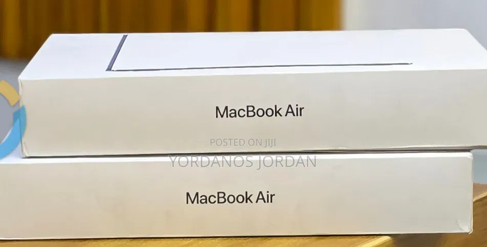 New Laptop Apple MacBook Air 2026 M5 13-inch 16GB Apple M5 SSD 512GB