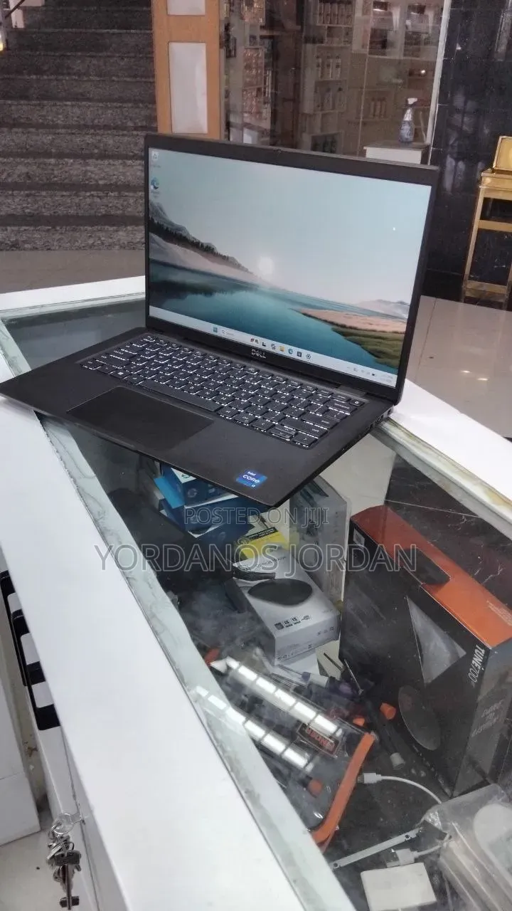 New Laptop Dell Latitude 7420 16GB Intel Core i7 SSD 512GB
