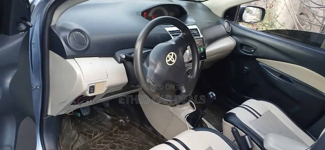 Toyota Yaris 2007 Blue