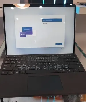 New Laptop Microsoft Surface Pro 9 16GB Intel Core i7 SSD 512GB
