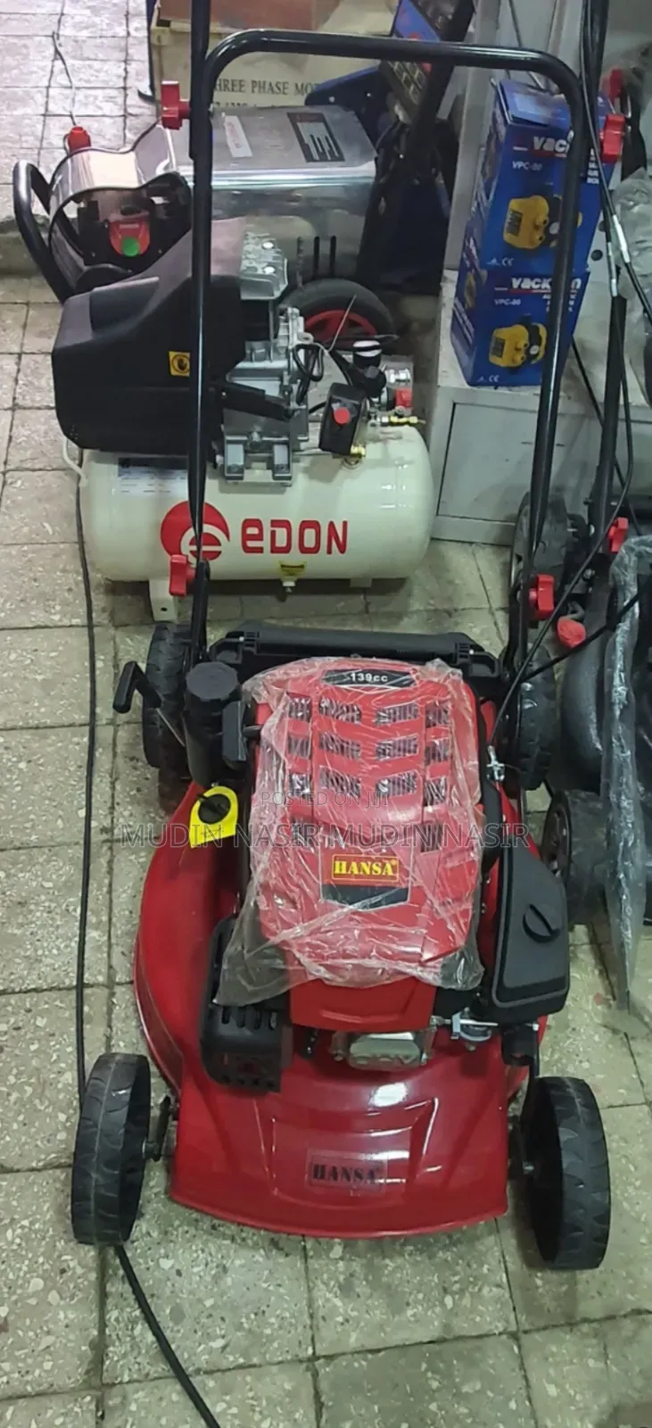Grass Cutting Machine