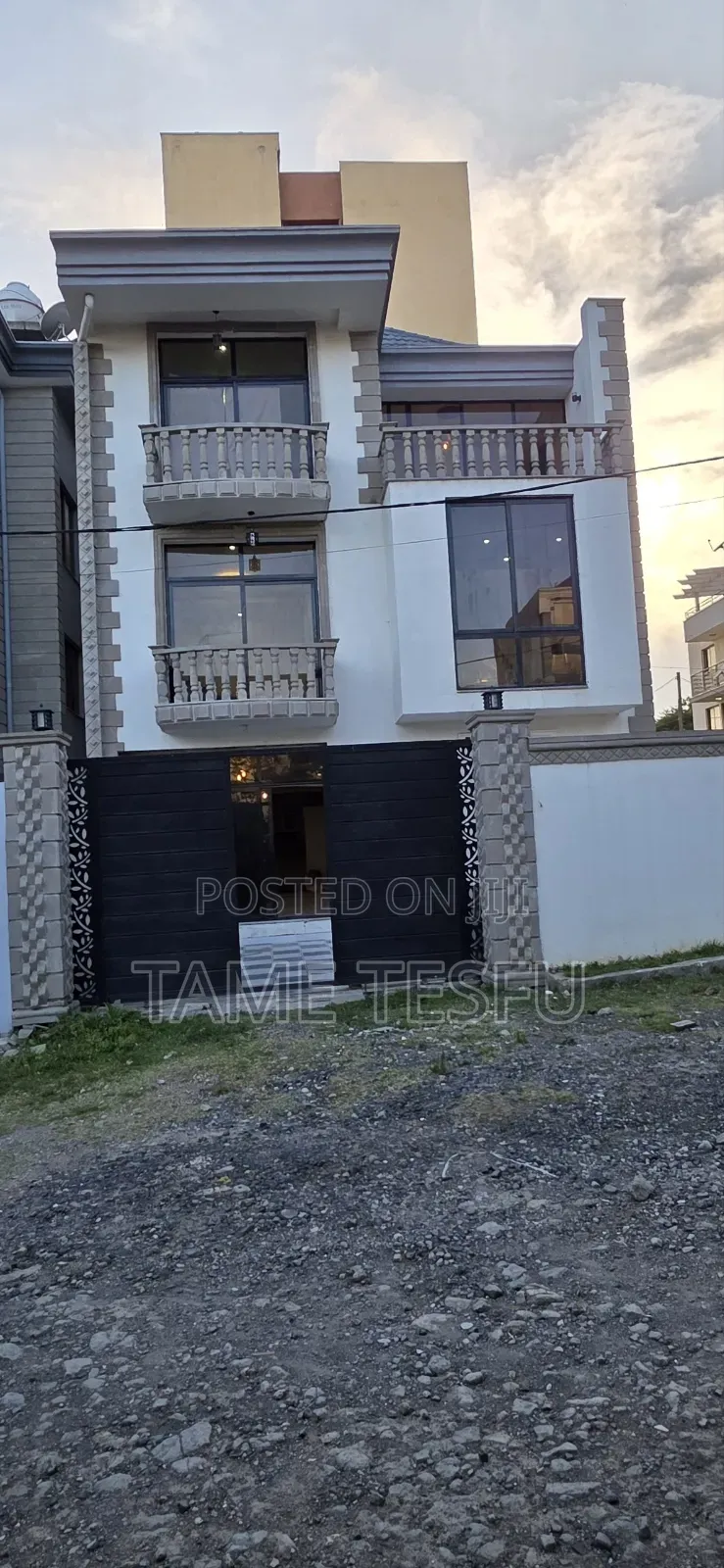 Furnished 6bdrm House in ሀያት, Bole for sale