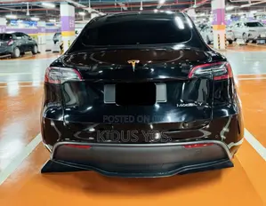 Tesla Model Y 2024 Black