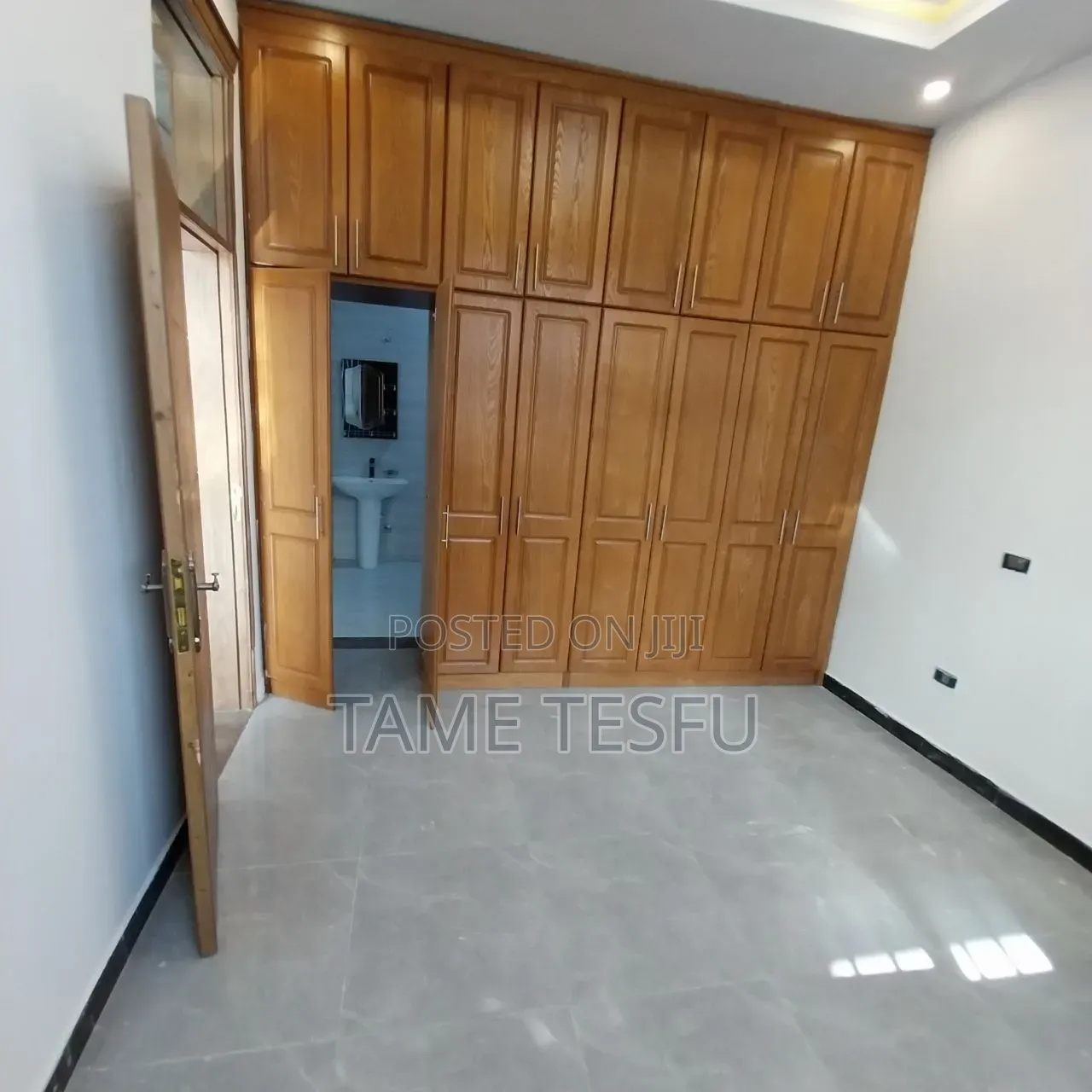 Furnished 3bdrm House in ኮቶቤ, Yeka for sale