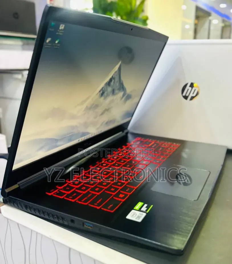 New Laptop MSI GL62M 7REX 16GB Intel Core i5 SSD 512GB