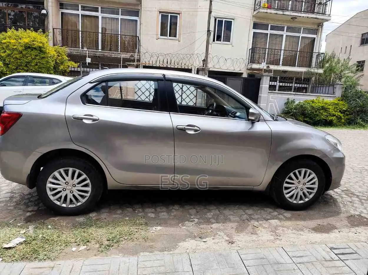 Suzuki RE 2022 Silver