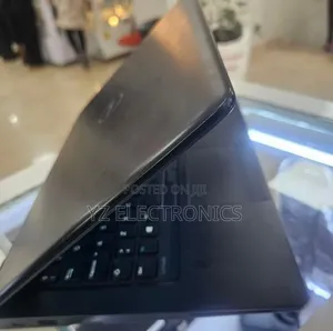 New Laptop Dell Latitude 14 5480 8GB Intel Core i5 SSD 256GB