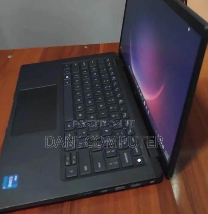 New Laptop Dell Latitude 7420 16GB Intel Core i7 SSD 512GB