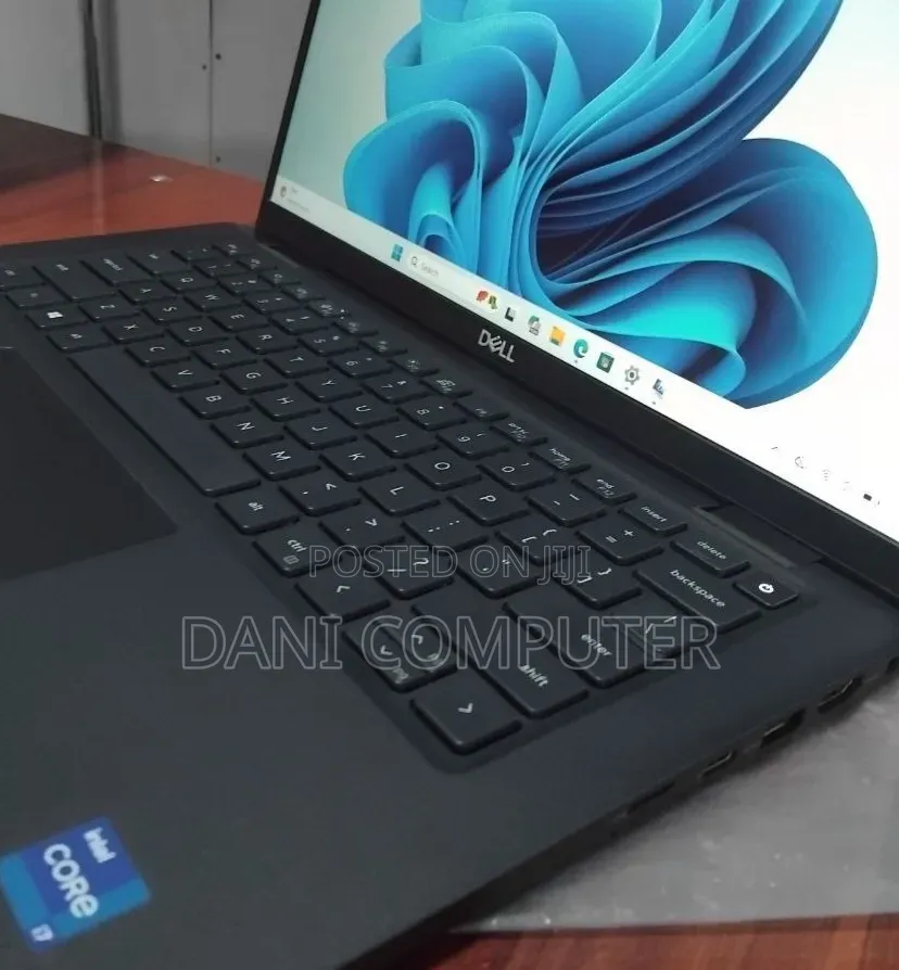 New Laptop Dell Latitude 7420 16GB Intel Core i7 SSD 512GB