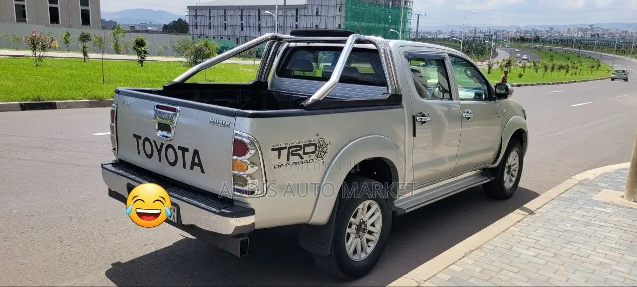Toyota Hilux 2007 Beige