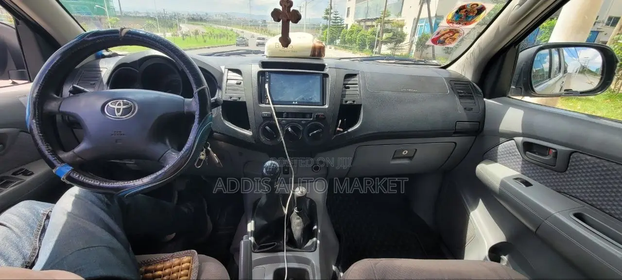Toyota Hilux 2007 Beige