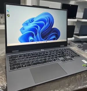 New Laptop Lenovo LOQ 15ARP9 16GB AMD Ryzen 5 SSD 512GB