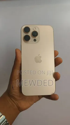 New Apple iPhone 16 Pro Max 256 GB Gold