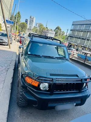 Toyota FJ Cruiser 2014 Green