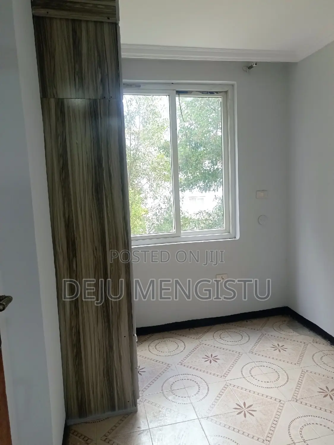 2bdrm Condo in ሁለተኛ በር አከባቢ, Bole for sale