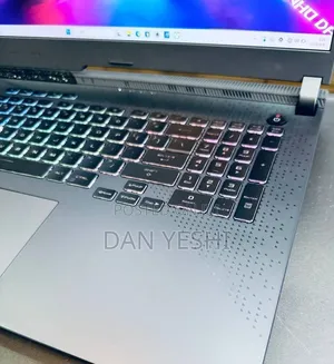 New Laptop Asus ROG Strix G17 16GB AMD Ryzen 9 SSD 1T