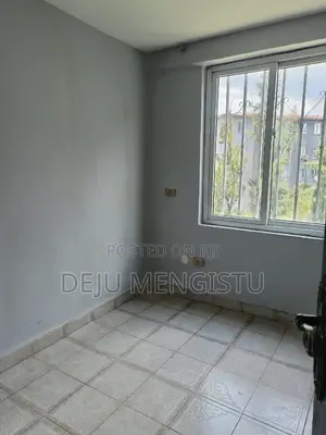 2bdrm Condo in ሁለተኛ በር አከባቢ, Bole for rent