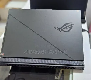 New Laptop Asus ROG Strix G15 16GB Intel Core i9 SSD 1T