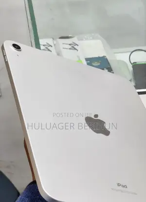 New Apple iPad 10.2 (2021) 64 GB Silver