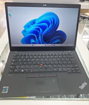New Laptop Lenovo ThinkPad T14 16GB Intel Core i7 SSD 512GB