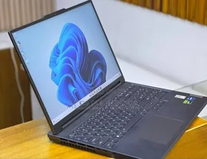 New Laptop Lenovo 16GB Intel Core i7 SSD 1T