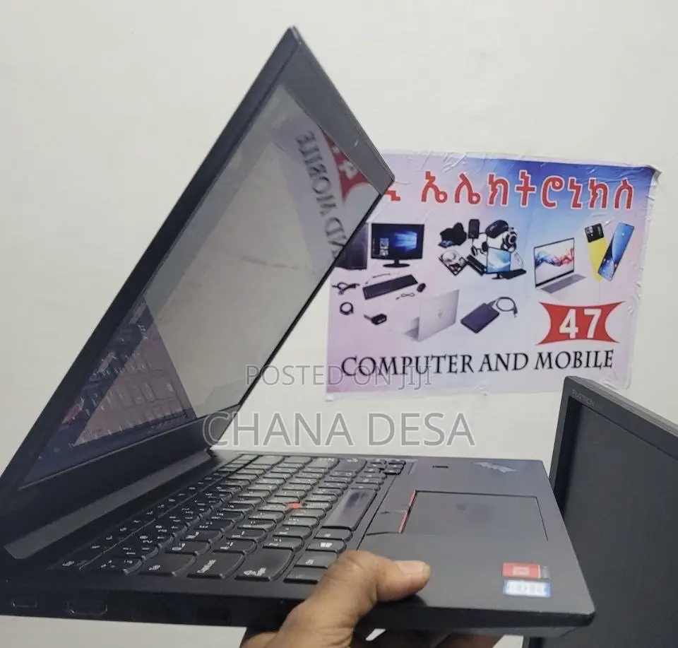 New Laptop Lenovo 8GB Intel Core i7 SSD 512GB