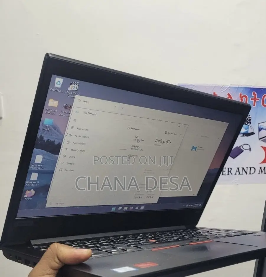 New Laptop Lenovo 8GB Intel Core i7 SSD 512GB