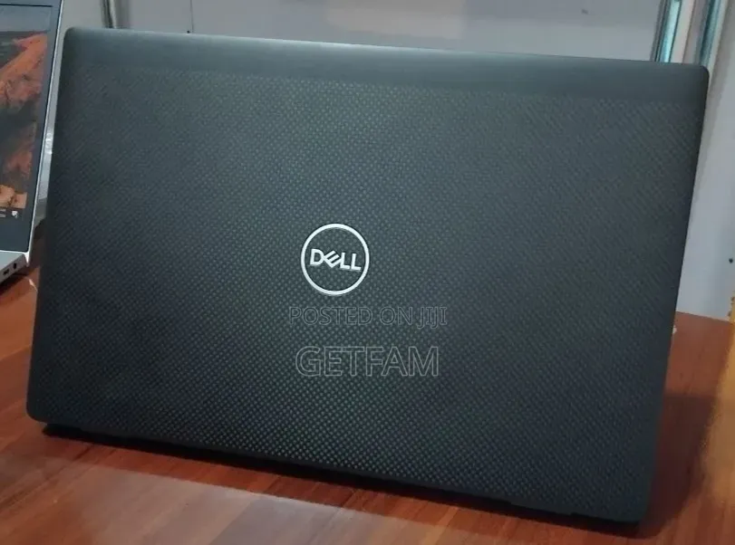 New Laptop Dell Latitude 7420 16GB Intel Core i7 SSD 512GB