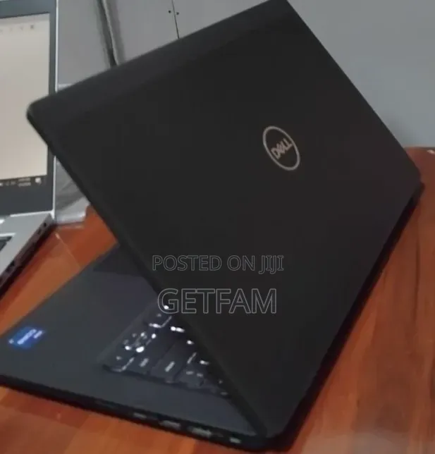 New Laptop Dell Latitude 7420 16GB Intel Core i7 SSD 512GB