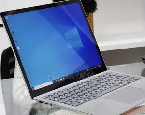 New Laptop Microsoft Surface 16GB Intel Core i7 SSD 256GB