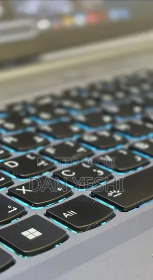 New Laptop Lenovo Legion 5 16GB AMD Ryzen 7 SSD 1T