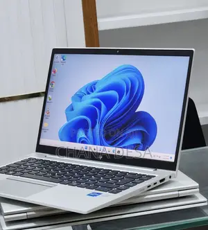 New Laptop HP EliteBook 830 G8 16GB Intel Core i5 SSD 512GB