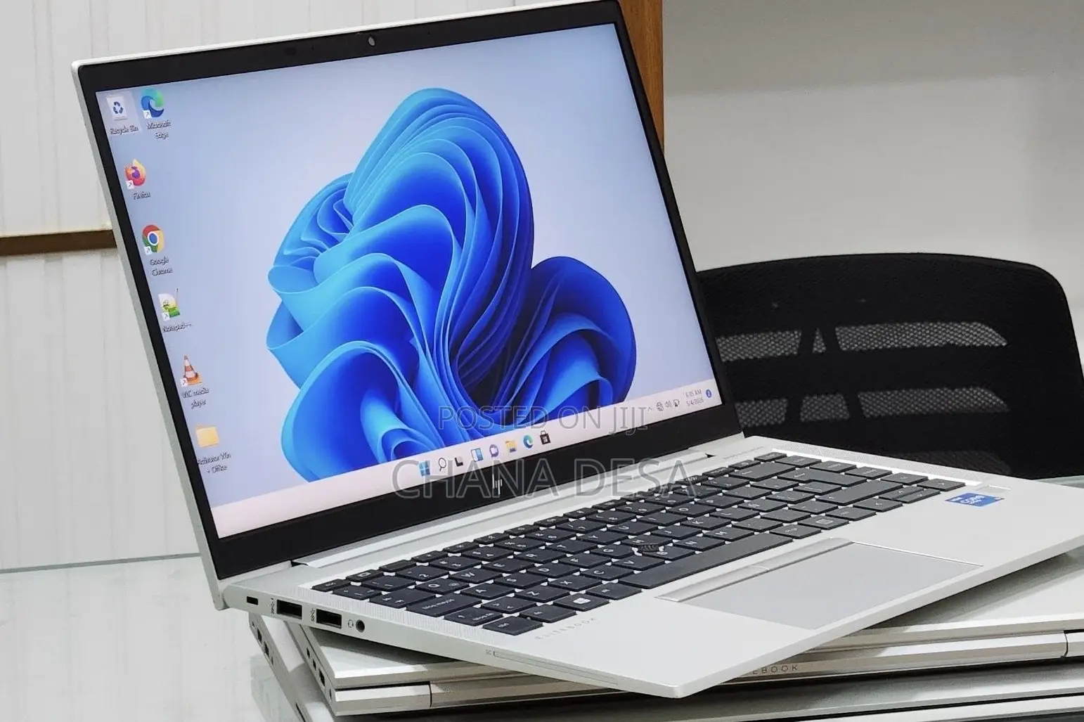 New Laptop HP EliteBook 830 G8 16GB Intel Core i5 SSD 512GB