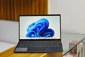 New Laptop Dell Inspiron 7306 16GB Intel Core i7 SSD 512GB