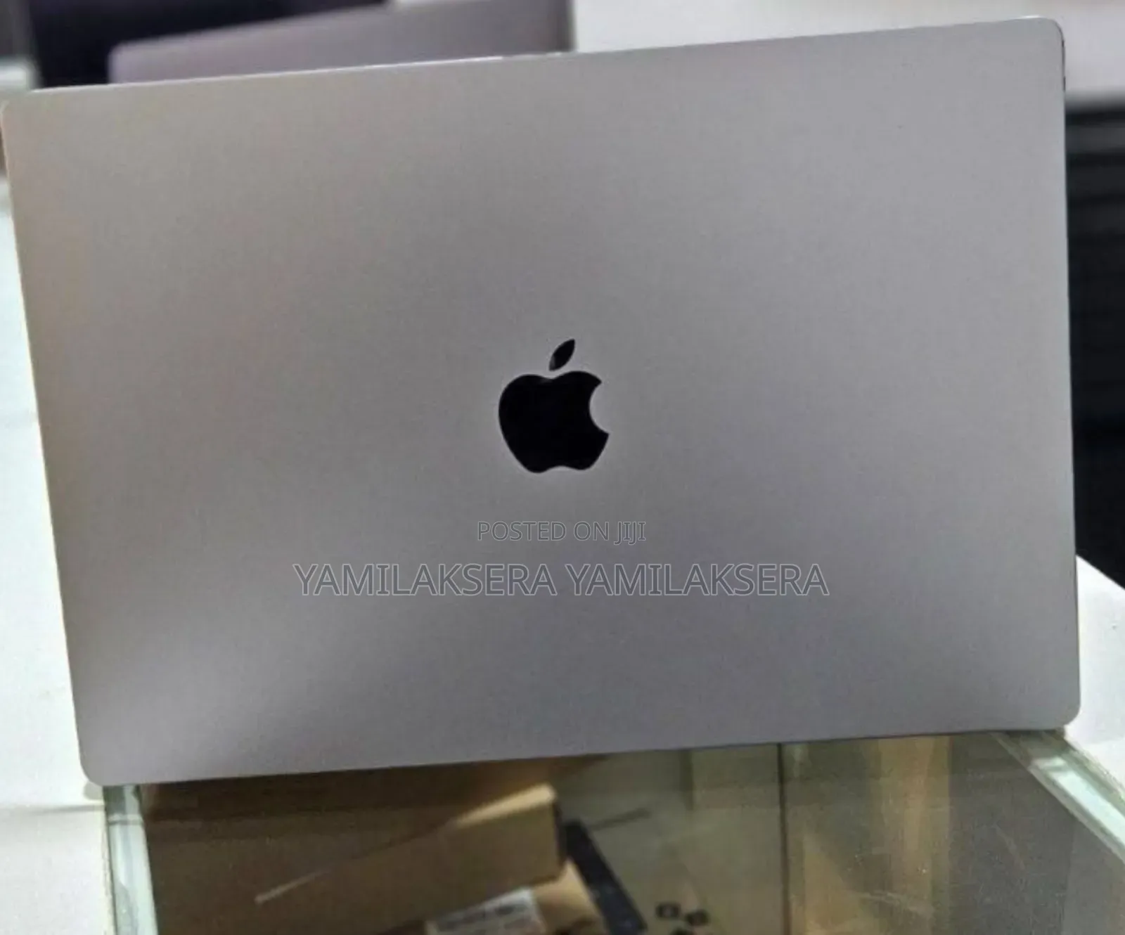 New Laptop Apple MacBook Pro M1 32GB Apple M1 Pro SSD 1T