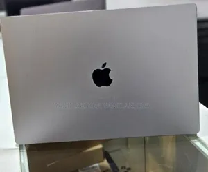 New Laptop Apple MacBook Pro M1 32GB Apple M1 Pro SSD 1T
