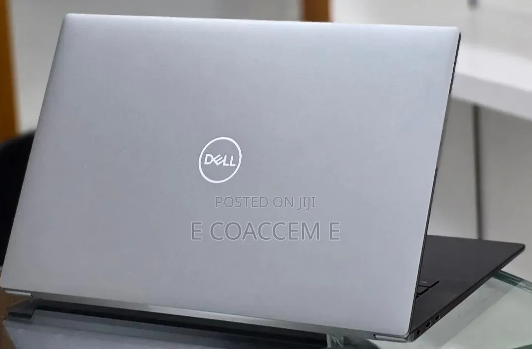 New Laptop Dell 16GB Intel Core i7 SSD 512GB