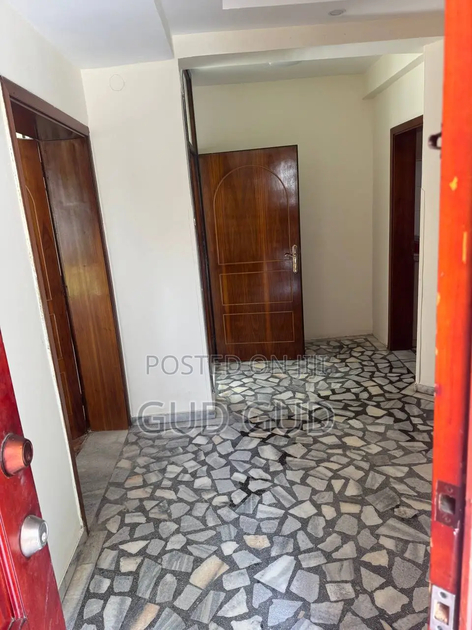 8bdrm House in Nifas Silk-Lafto for rent
