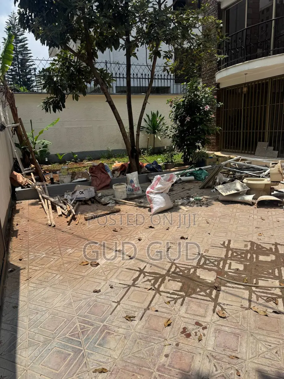 8bdrm House in Nifas Silk-Lafto for rent