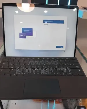 New Laptop Microsoft Surface Pro 9 16GB Intel SSD 512GB