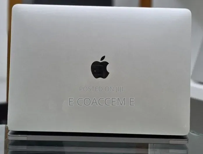 New Laptop Apple MacBook 16GB Intel Core i7 SSD 256GB