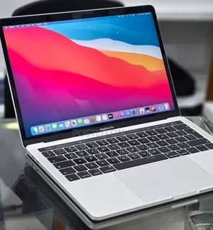 New Laptop Apple MacBook 16GB Intel Core i7 SSD 256GB